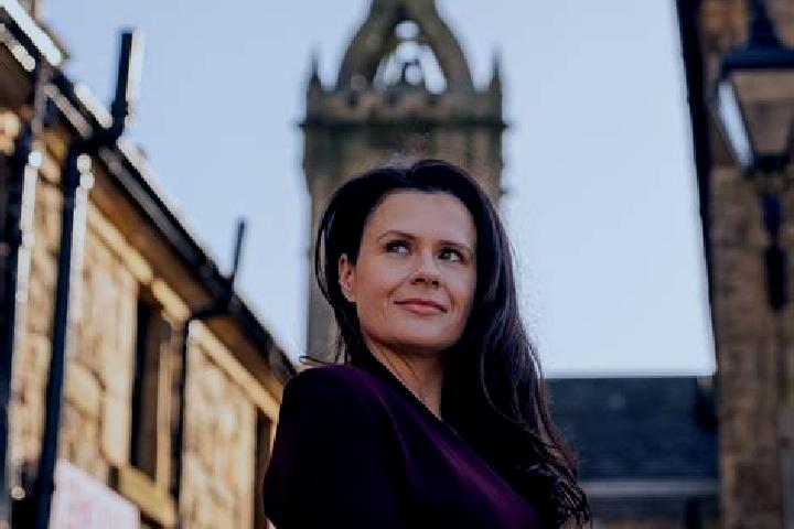 Scarlett, 39 — Escort in West Kilbride, United Kingdom