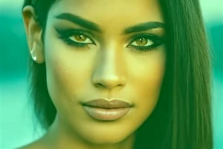Sienna, 20, a black hazel-eyed latina companion based in Jerico. Offering Striptease, CIM, Massage. Available for incall and outcall, overnight bookings avai...