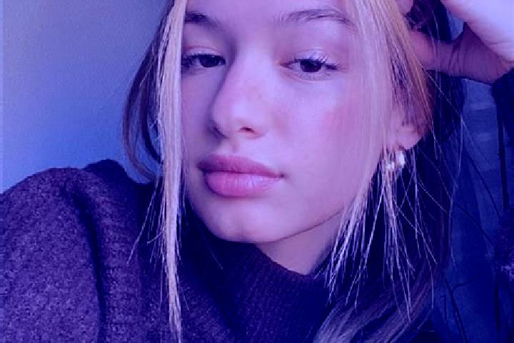 Sienna, 20, a blonde brown-eyed mixed companion based in Colonia Lindavista. Offering Domination, Roleplay, Deep French Kissing, Fetish, Striptease. Availabl...