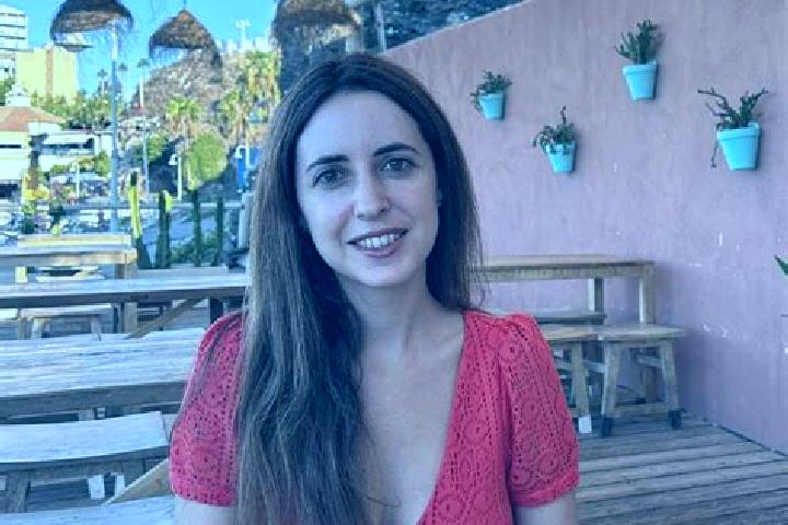 Sienna, 20, a brunette brown-eyed caucasian companion based in Alhaurin de la Torre. Offering Erotic Massage, Tantra, Striptease, A-Level. Available for inca...