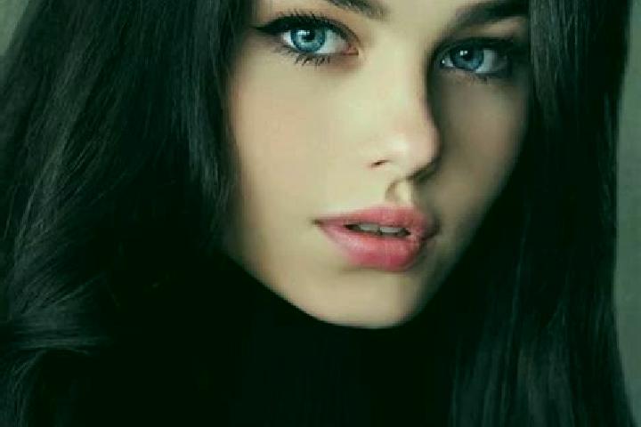 Sienna, 20, a brunette grey-eyed slavic companion based in Nong an. Offering Duos, Deep French Kissing, Striptease, Overnight, Erotic Massage. Available for ...