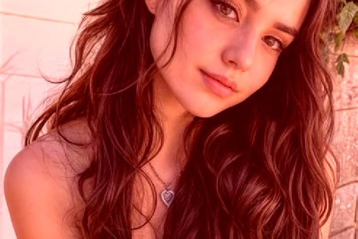 Sienna, 20, a brunette hazel-eyed indian companion based in Kelluyo. Offering OWO, Tantra, Girlfriend Experience, Erotic Massage. Available for incall and ou...