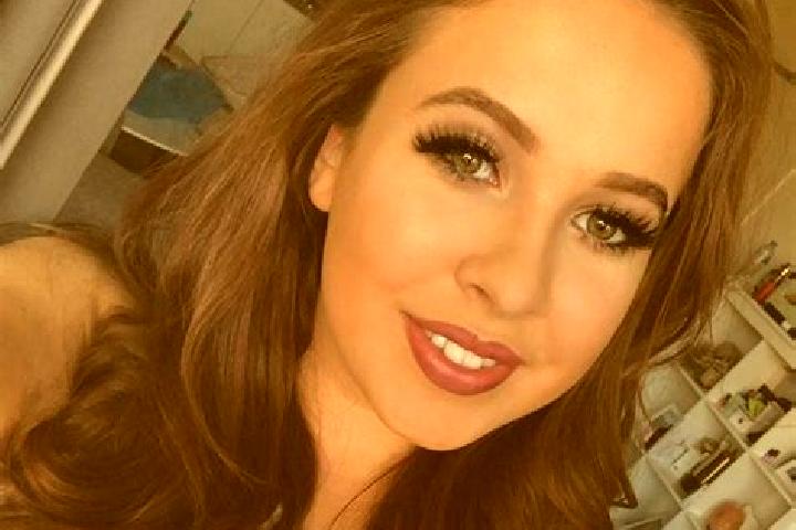 Sienna, 20, a chestnut amber-eyed european companion based in Pades. Offering OWO, Girlfriend Experience, 69, Deep French Kissing, GFE. Available for incall ...