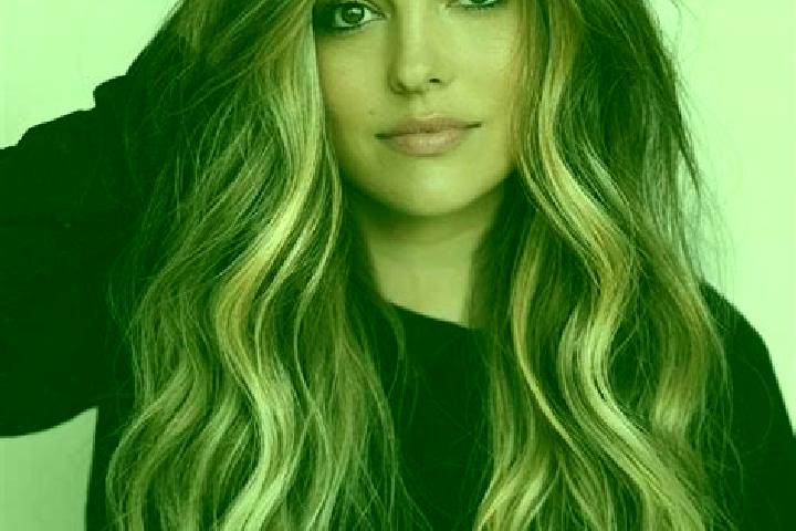 Sienna, 20, a dark blonde brown-eyed european companion based in Prela Castello. Offering Deep French Kissing, Party Girl, Dinner Date, Tantra, Girlfriend Ex...