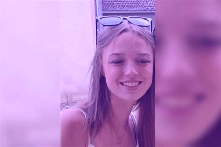 Sienna, 20 — Escort in Brignac-la-Plaine, France
