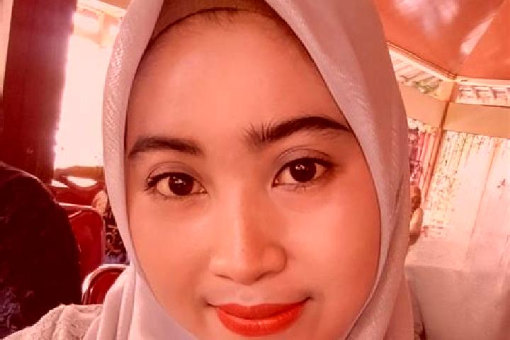 Sienna, 20 — Escort in Godong, Indonesia