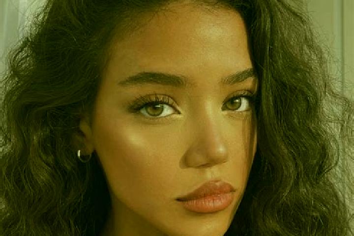 Sienna, 21, a black brown-eyed mixed companion based in Ita Ibate. Offering Domination, Girlfriend Experience, A-Level, Duos. Available for incall and outcal...