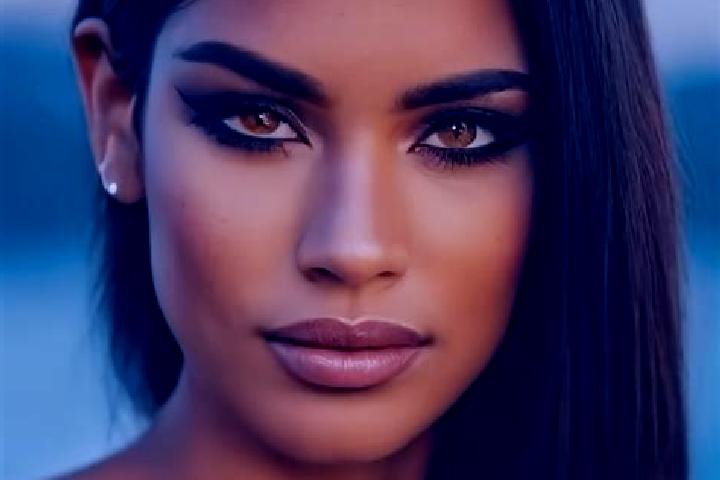 Sienna, 21, a black green-eyed latina companion based in Oktyabr skoye. Offering Party Girl, CIM, Girlfriend Experience, Duos. Available for incall and outca...