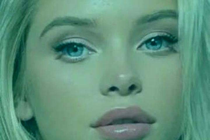 Sienna, 21, a blonde blue-eyed indian companion based in Chevetogne. Offering Massage, Dinner Date, Deep French Kissing. Available for incall and outcall, ov...