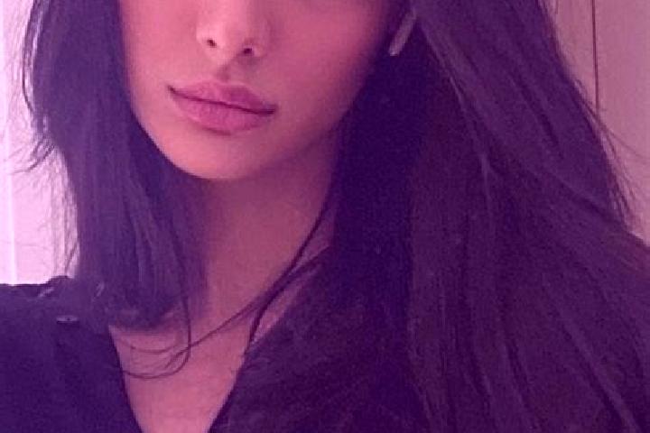 Sienna, 21, a chestnut dark-eyed middle eastern companion based in Cache Bay. Offering Travel Companion, GFE, Party Girl, Dinner Date. Available for incall a...
