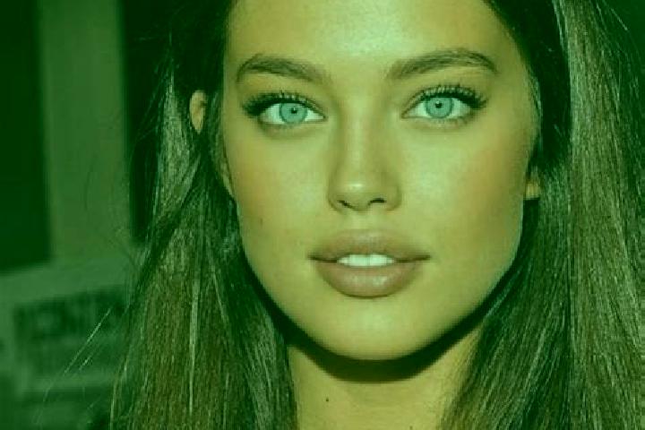 Sienna, 21, a chestnut grey-eyed middle eastern companion based in Barcarena. Offering A-Level, Massage, Party Girl. Available for incall and outcall, overni...