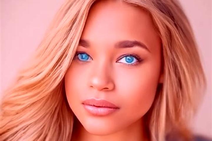 Sienna, 21, a dark blonde blue-eyed latina companion based in Angle Park. Offering BDSM, Tantra, Massage. Available for incall and outcall, day and evening d...
