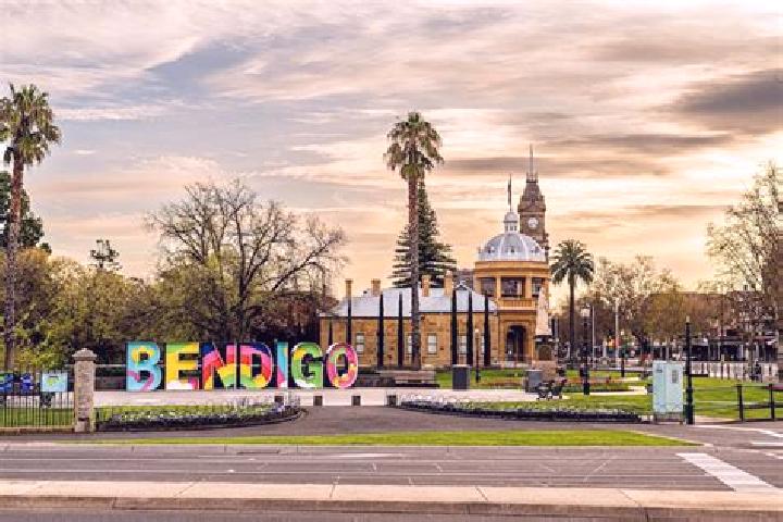 Sienna, 21 — Escort in Bendigo, Australia
