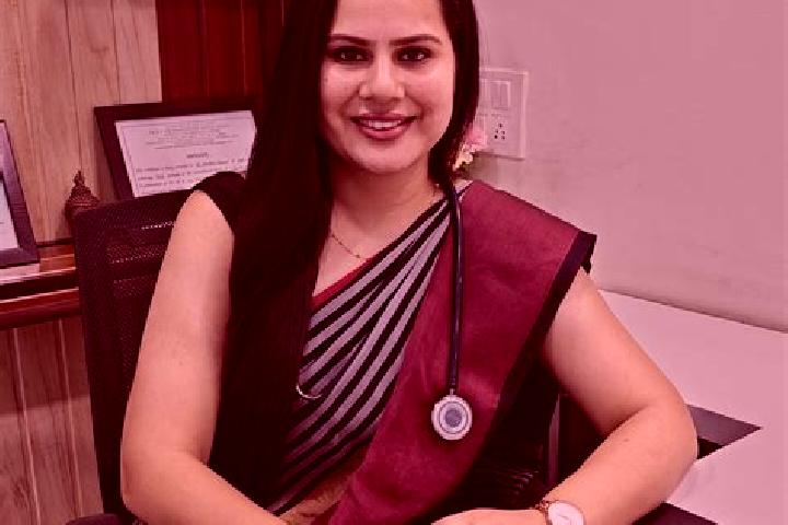 Sienna, 21 — Escort in Chaibasa, India