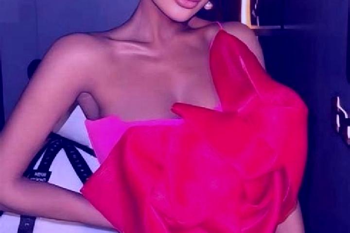 Sienna, 21 — Escort in Kenzhe, Russia