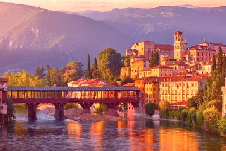 Sienna, 21 — Escort in Paderno del Grappa, Italy