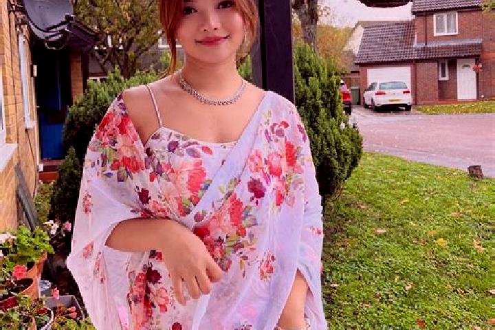 Sienna, 21 — Escort in Sobhodero, Pakistan