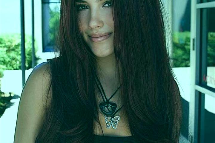 Sienna, 22, a auburn dark-eyed mediterranean companion based in Campodolcino. Offering CIM, Tantra, 69. Available for incall and outcall, day and evening dates.