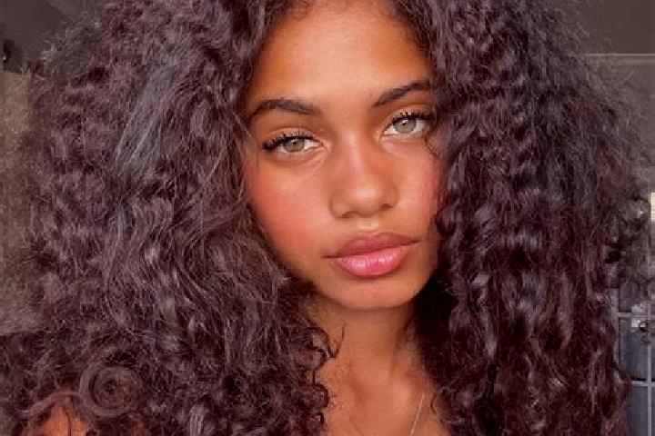 Sienna, 22, a black grey-eyed ebony companion based in East Greenville. Offering Overnight, A-Level. Available for incall and outcall, overnight bookings ava...