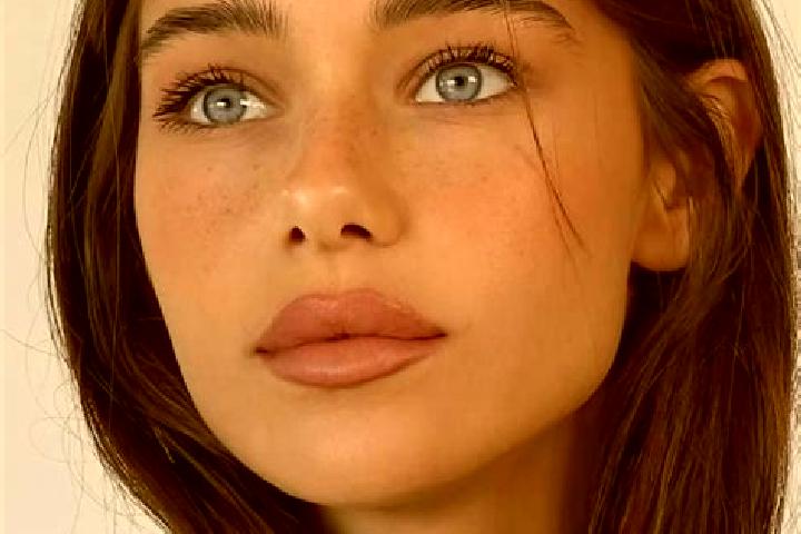 Sienna, 22, a brunette brown-eyed caribbean companion based in Villa de Ramos. Offering GFE, Overnight, Massage, Deep French Kissing, Party Girl. Available f...