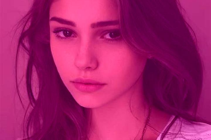 Sienna, 22, a brunette grey-eyed slavic companion based in Rolle. Offering Massage, Duos, Roleplay. Available for incall and outcall, day and evening dates.