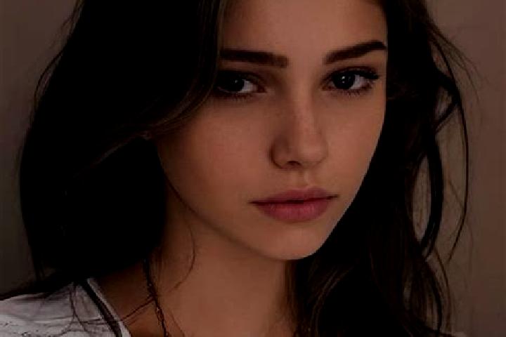 Sienna, 22, a chestnut grey-eyed slavic companion based in Augusta. Offering 69, Dinner Date, Overnight. Available for incall and outcall, day and evening da...