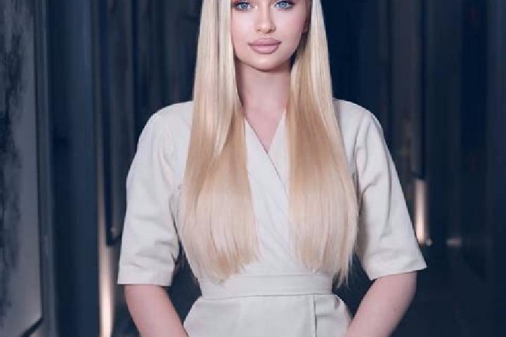 Sienna, 22, a dark blonde dark-eyed european companion based in Tepetitlan. Offering Duos, Travel Companion, Tantra, Erotic Massage. Available for incall and...
