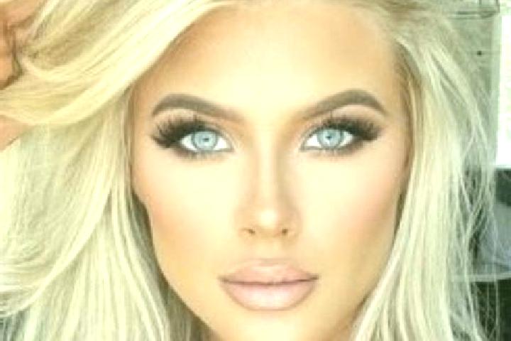 Sienna, 22, a platinum blonde hazel-eyed mixed companion based in Uludere. Offering GFE, Striptease, Girlfriend Experience, Dinner Date, A-Level. Available f...