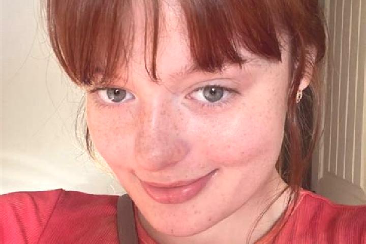Sienna, 22, a red grey-eyed mediterranean companion based in Cogliate. Offering Party Girl, Dinner Date, Roleplay. Available for incall and outcall, day and ...