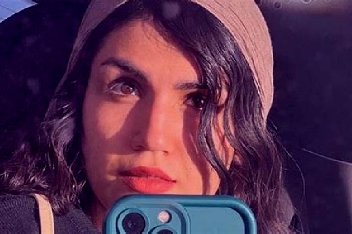 Sienna, 22 — Escort in Ahu Dasht, Iran