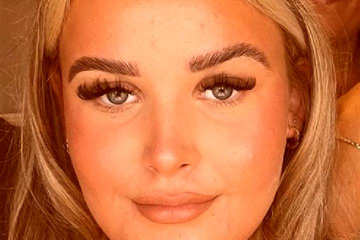 Sienna, 22 — Escort in Hinton, United Kingdom