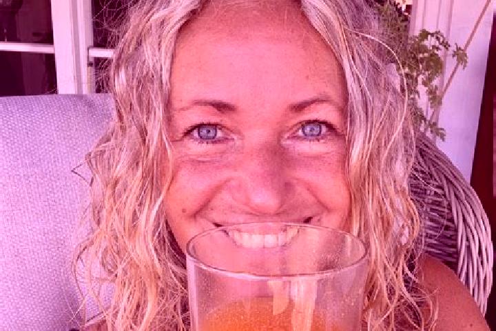 Sienna, 22 — Escort in Lugnas, Sweden