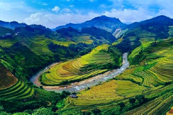 Sienna, 22 — Escort in Yen Bai, Vietnam