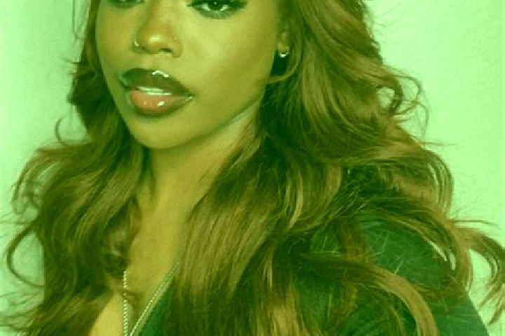 Sienna, 23, a auburn amber-eyed ebony companion based in Ventas. Offering Striptease, Travel Companion, Deep French Kissing. Available for incall and outcall...