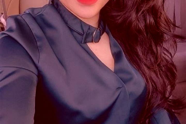 Sienna, 23, a auburn green-eyed asian companion based in Bouillon. Offering Striptease, Girlfriend Experience, Erotic Massage, Fetish. Available for incall a...
