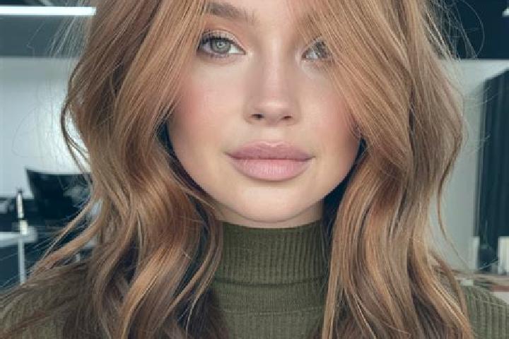 Sienna, 23, a auburn grey-eyed mediterranean companion based in Thorverton. Offering Roleplay, A-Level, 69, Party Girl, Girlfriend Experience. Available for ...