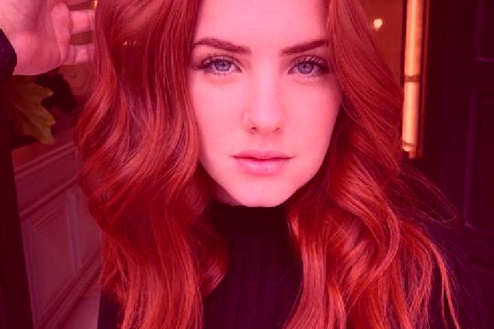Sienna, 23, a auburn hazel-eyed mixed companion based in Wenping. Offering Party Girl, BDSM, A-Level. Available for incall and outcall, overnight bookings av...