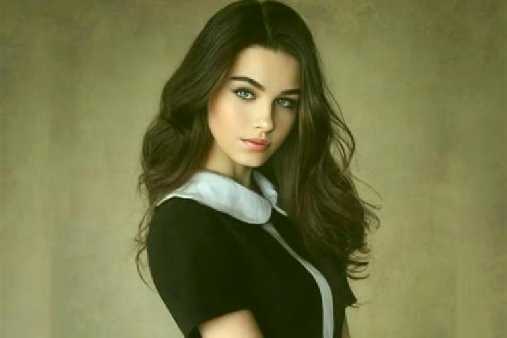Sienna, 23, a black blue-eyed slavic companion based in Mulege. Offering 69, Dinner Date, GFE. Available for incall and outcall, overnight bookings available.