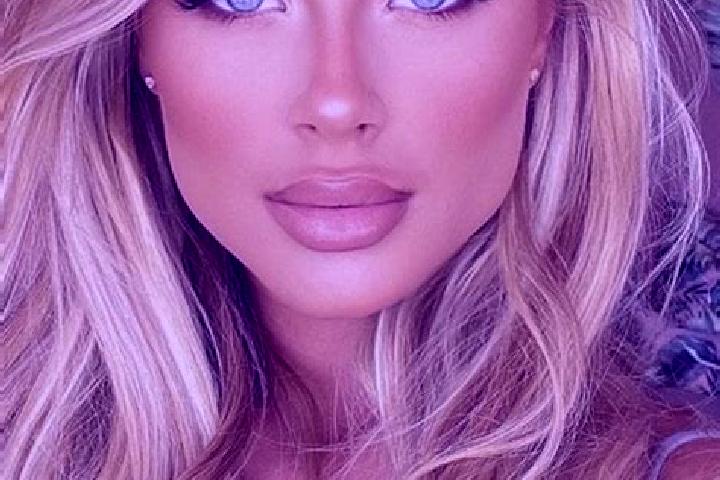 Sienna, 23, a blonde blue-eyed latina companion based in Atascocita. Offering Party Girl, Prostate Massage, Massage, Dinner Date. Available for incall and ou...