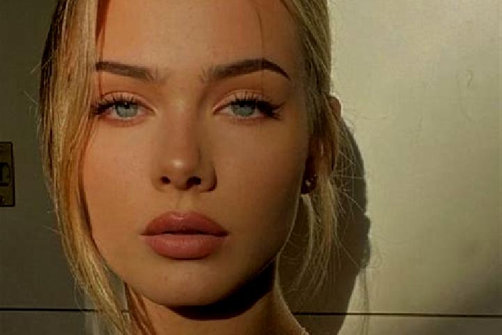 Sienna, 23, a blonde grey-eyed european companion based in Cutias. Offering GFE, Girlfriend Experience, 69, Deep French Kissing. Available for incall and out...
