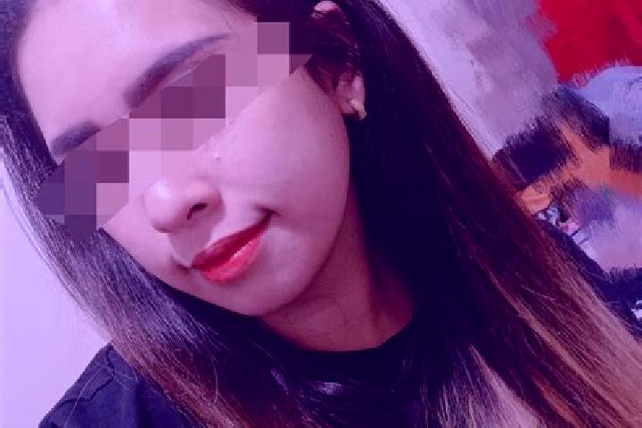 Sienna, 23, a red dark-eyed mediterranean companion based in Wanglinkou. Offering Party Girl, Erotic Massage, Couples. Available for incall and outcall, over...