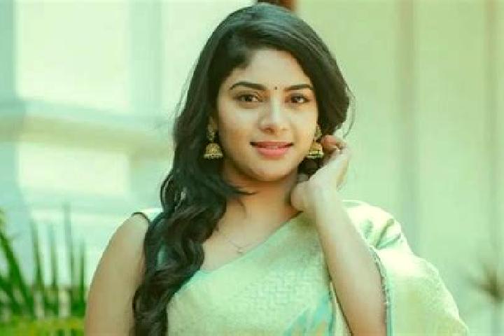 Sienna, 23 — Escort in Abdu Rahiman Nagar, India