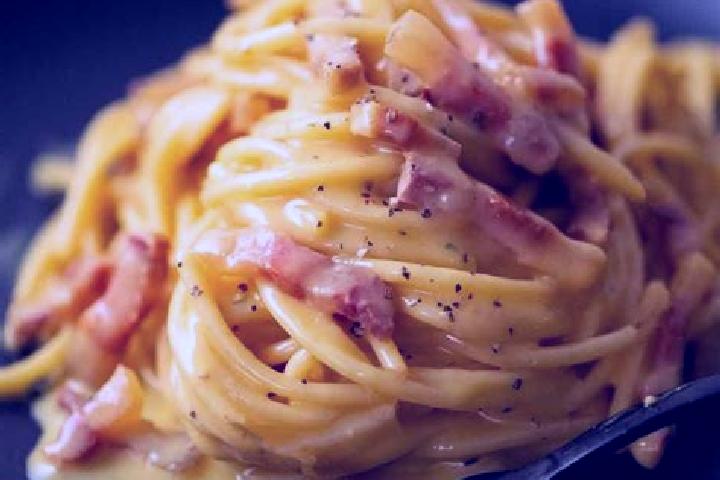 Sienna, 23 — Escort in Carbonara di Nola, Italy