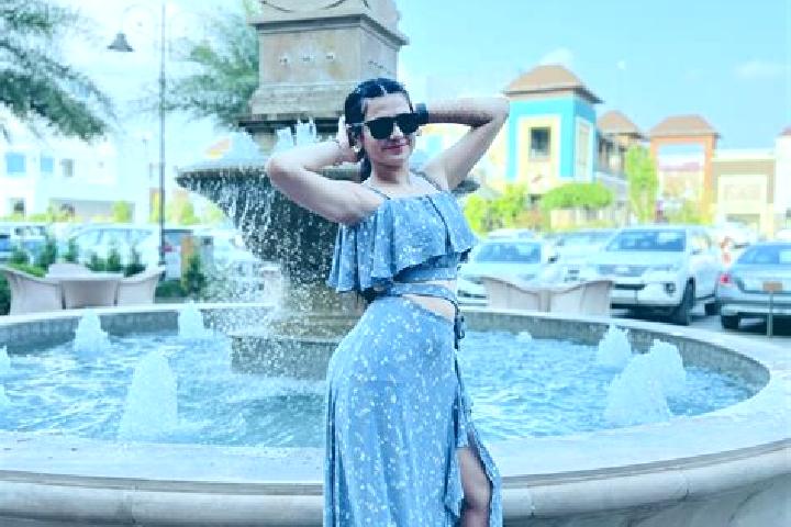 Sienna, 23 — Escort in Raikot, India