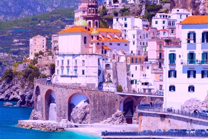 Sienna, 23 — Escort in Traversella, Italy