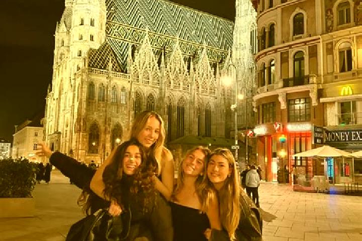 Sienna, 23 — Escort in Unteramt, Austria