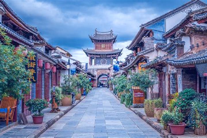 Sienna, 23 — Escort in Weishan, China