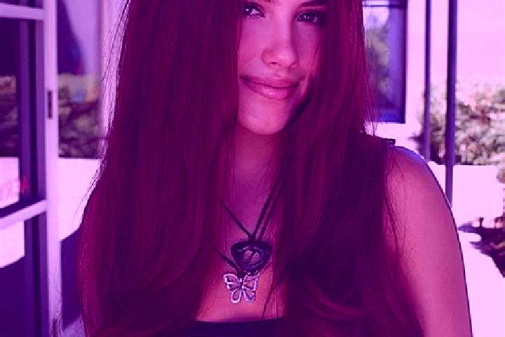 Sienna, 24, a auburn dark-eyed european companion based in Bois-d Haine. Offering GFE, Dinner Date, Girlfriend Experience, Roleplay. Available for incall and...