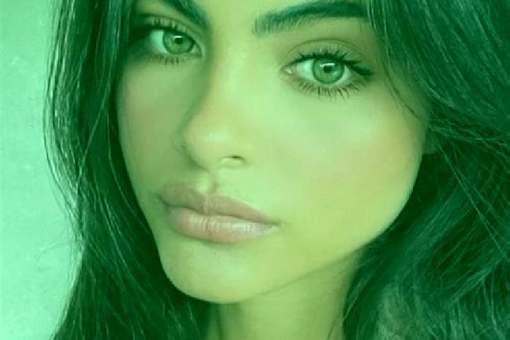 Sienna, 24, a black brown-eyed indian companion based in Laishan. Offering Fetish, 69, Duos, BDSM. Available for incall and outcall, day and evening dates.