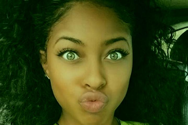 Sienna, 24, a black green-eyed ebony companion based in Balahio. Offering Striptease, Domination, Erotic Massage. Available for incall and outcall, overnight...